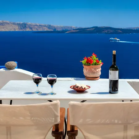 Chelidonia Traditional ホテル