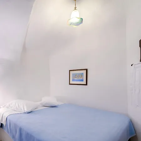 Chelidonia Traditional 3*