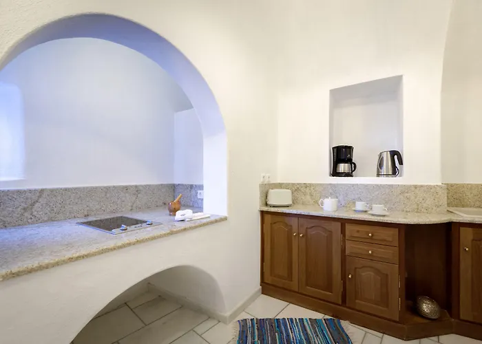 Chelidonia Traditional فندق 3*