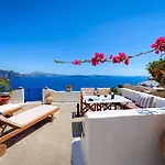 Chelidonia Traditional Hotel Oia